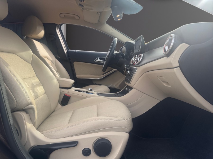 MERCEDES d'occasion CLASSE GLA GLA 200 CDI BUSINESS BA de 2014 Beaune
