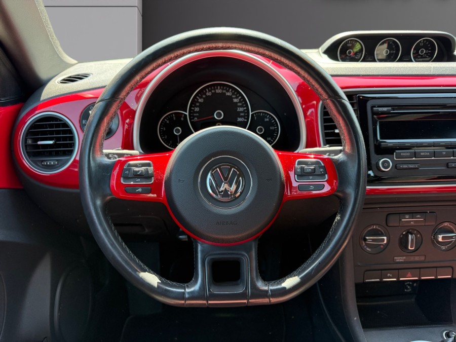 VOLKSWAGEN d'occasion COCCINELLE 1.6 TDI 105 BVM5 de 2014 Carcassonne