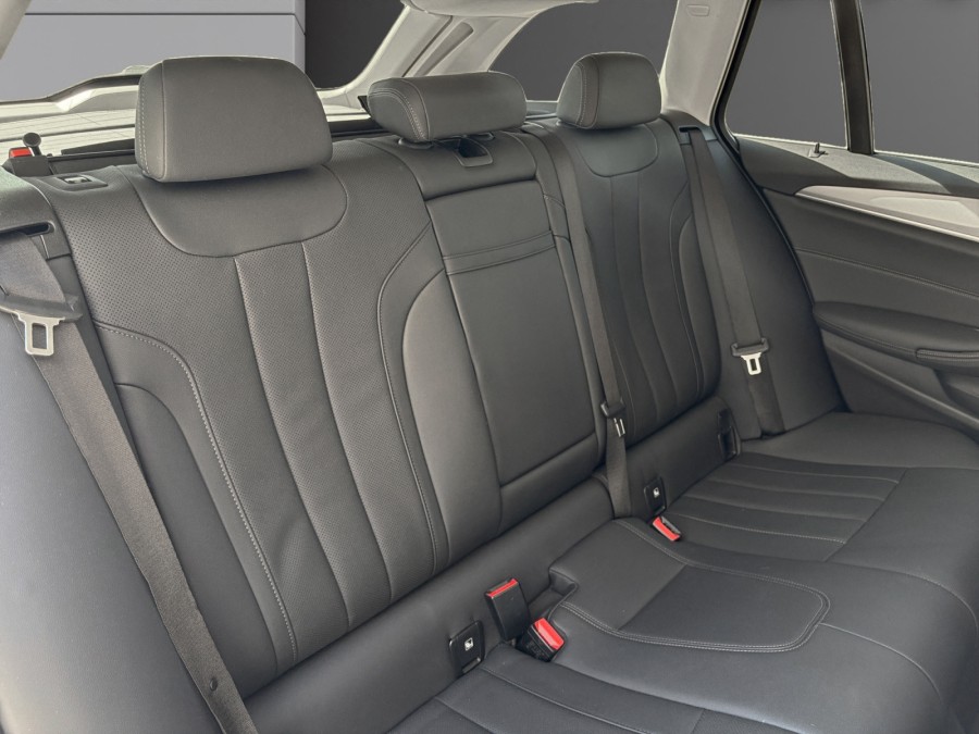 BMW d'occasion 520 2.0 i 184Ch TOURING LOUNGE Boite AUTO de 2023