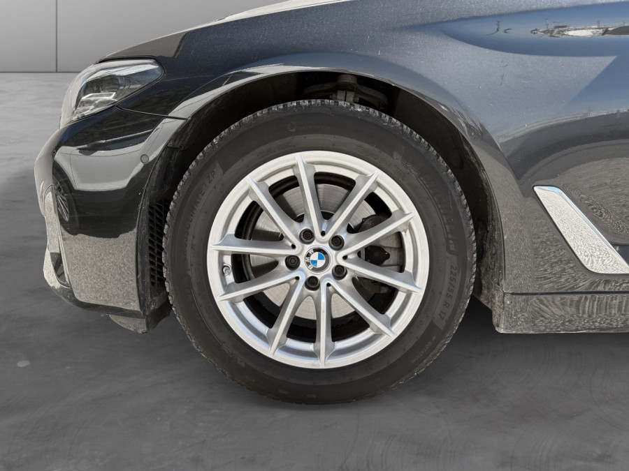 BMW d'occasion 520 2.0 i 184Ch TOURING LOUNGE Boite AUTO de 2023