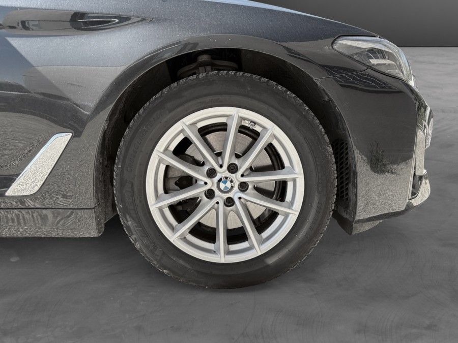 BMW d'occasion 520 2.0 i 184Ch TOURING LOUNGE Boite AUTO de 2023