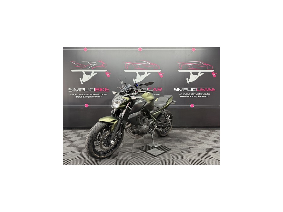 KAWASAKI d'occasion Z650 KAWASAKI Z650 de 2017 Reims Tinqueux (51)﻿