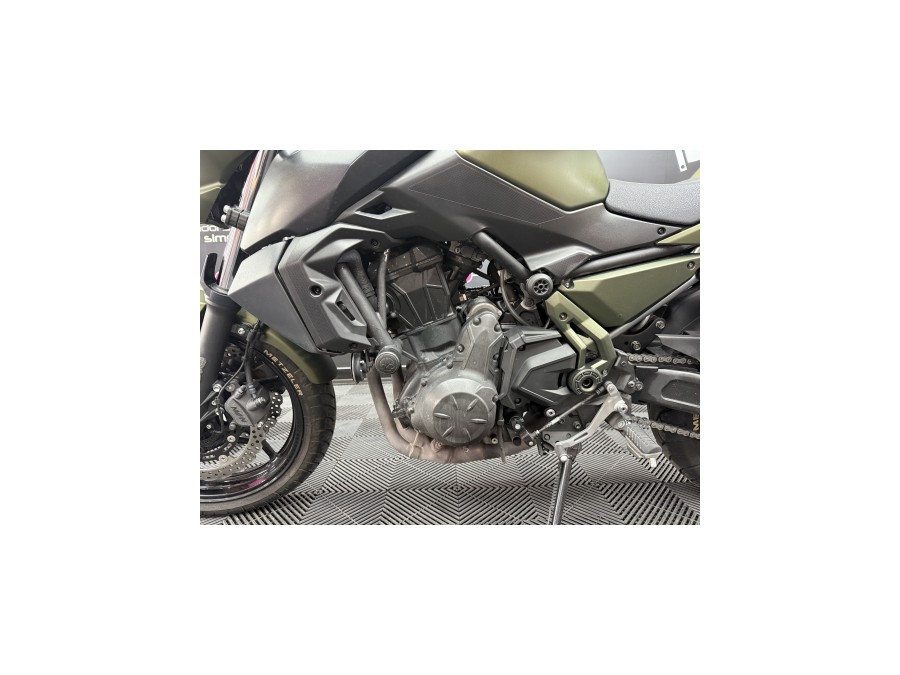KAWASAKI d'occasion Z650 KAWASAKI Z650 de 2017 Reims Tinqueux (51)﻿