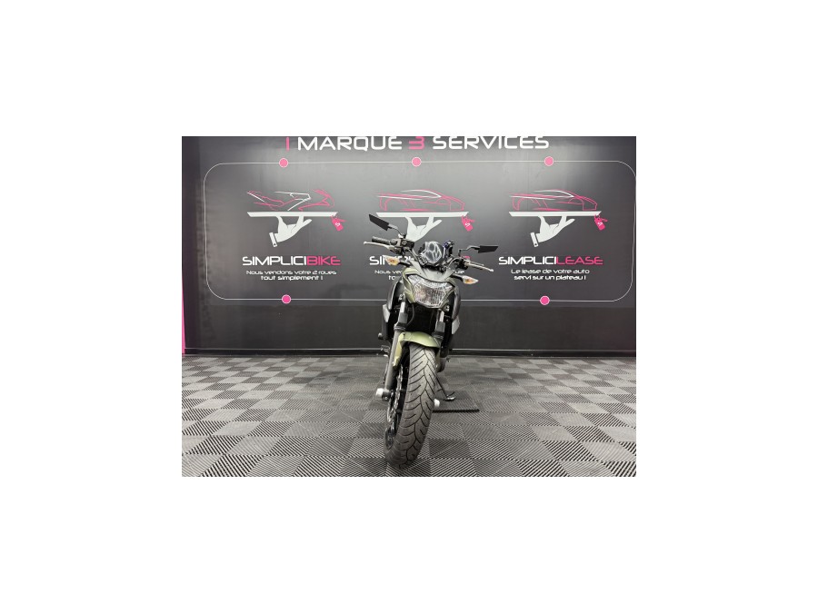 KAWASAKI d'occasion Z650 KAWASAKI Z650 de 2017 Reims Tinqueux (51)﻿