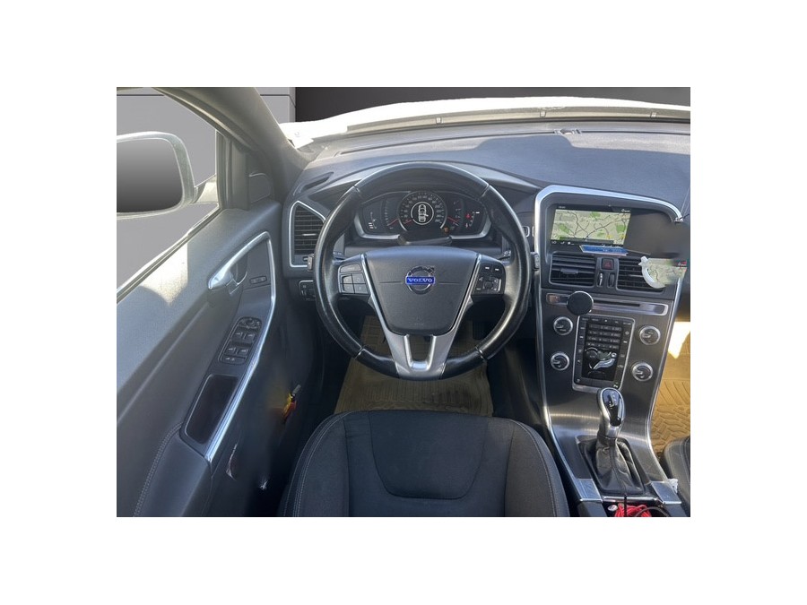 VOLVO d'occasion XC60 2 D3 136 MOMENTUM BUSINESS GEARTRONIC AUTO de