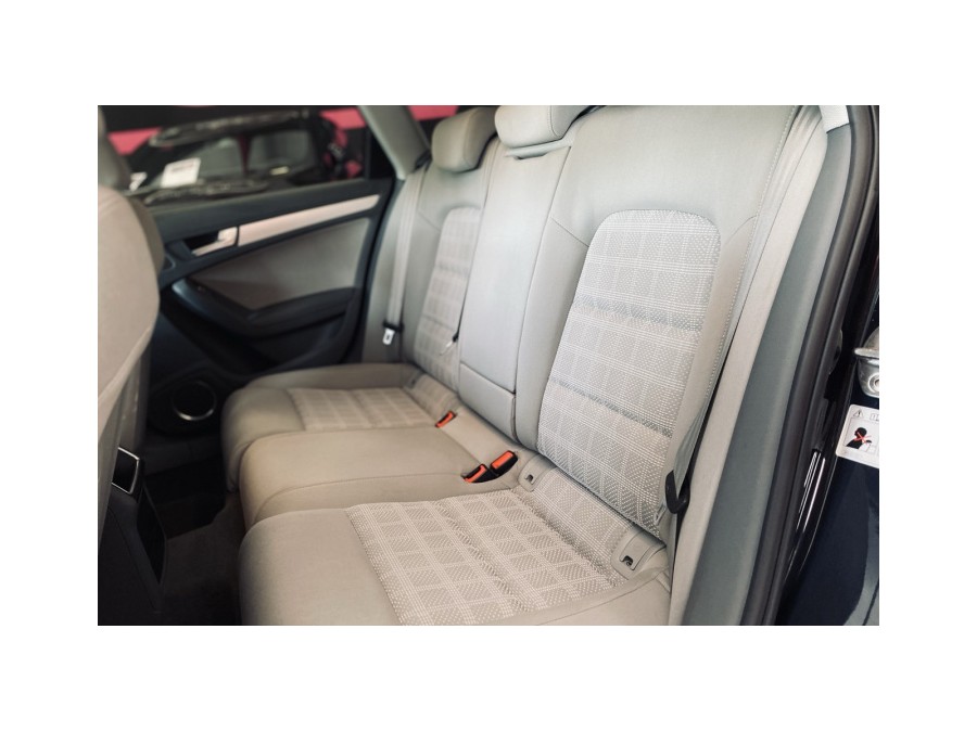 AUDI d'occasion A4 AVANT 1.8 TFSI 170 AMBIENTE de 2012 Annecy (74)﻿