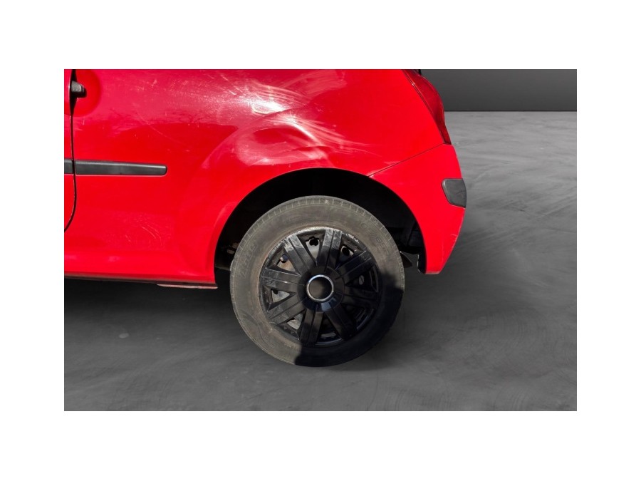 RENAULT d'occasion TWINGO II 1.2 16V 75 INITIALE QUICKSHIFT 5 de 2009