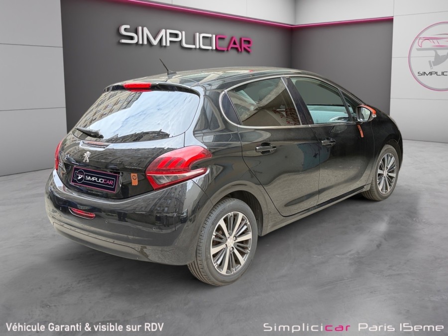 PEUGEOT d'occasion 208 1.2 THP 110 ch Roland Garros de 2017 Paris 15