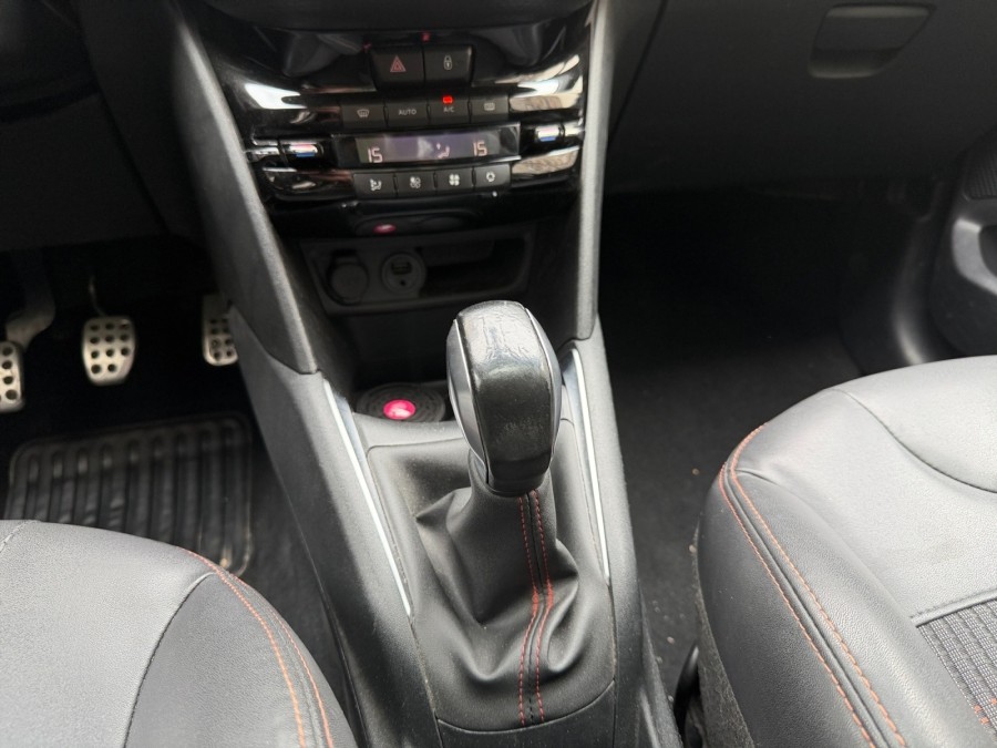 PEUGEOT d'occasion 208 1.2 THP 110 ch Roland Garros de 2017 Paris 15