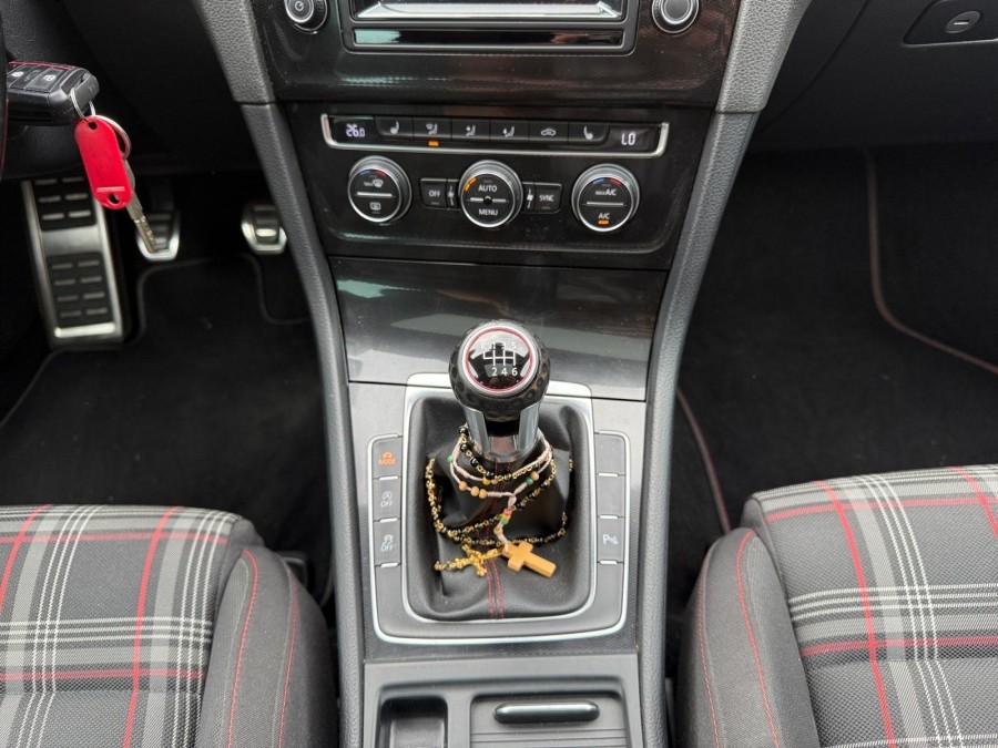 VOLKSWAGEN d'occasion GOLF VII 2 TSI 230 GTI PERFORMANCE de 2014