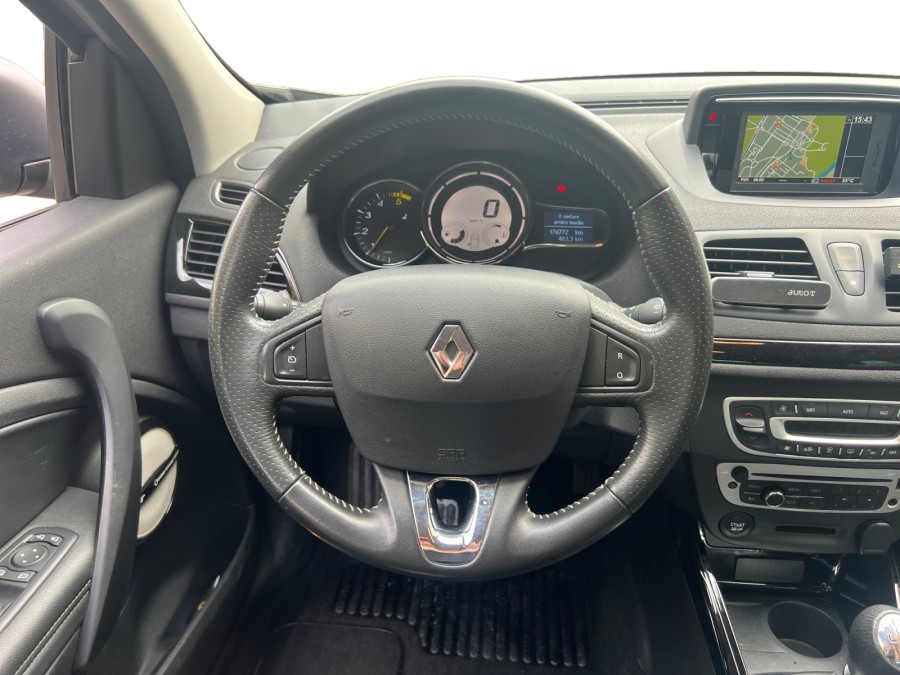 RENAULT d'occasion MEGANE 1.6 Energy dCi 130 BOSE de 2014 Saint