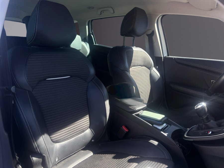 RENAULT d'occasion SCENIC GRAND 1.2 TCE 130 LIFE de 2017 Colmar (68)﻿