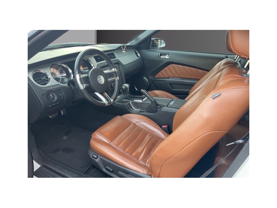 FORD d'occasion MUSTANG V6 4L 210cv SOHC PREMIUM CONVERTIBLE de 2010