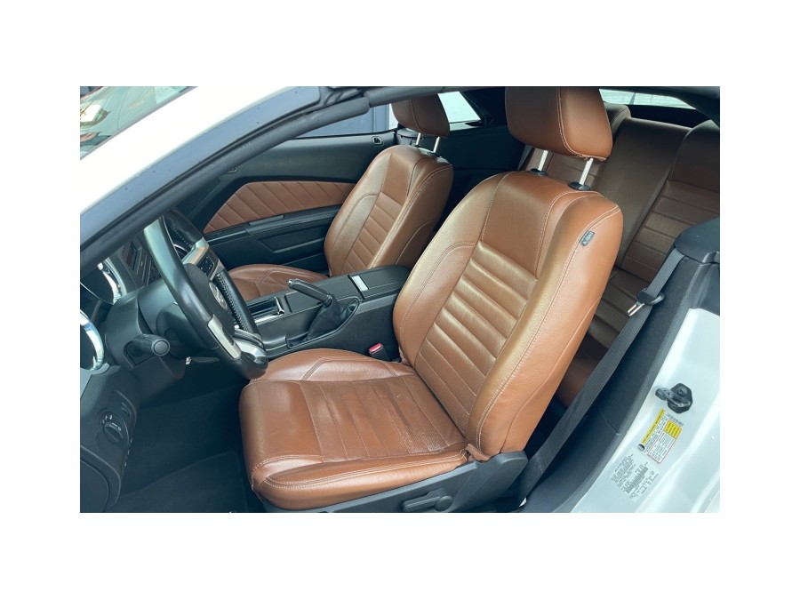 FORD d'occasion MUSTANG V6 4L 210cv SOHC PREMIUM CONVERTIBLE de 2010