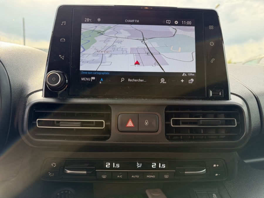 OPEL d'occasion COMBO LIFE 1.5 D 100 INNOVATION L1H1 de 2019 Troyes