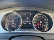 VOLKSWAGEN d'occasion GOLF VII 1.6 TDI 105 CARAT de 2014 Salon de