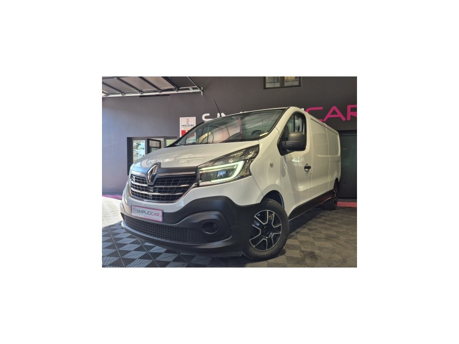 RENAULT d'occasion TRAFIC L2H1 3T 2.0 BLUE DCI 170 EXTRA BA de 2020