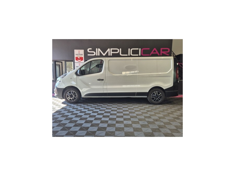 RENAULT d'occasion TRAFIC L2H1 3T 2.0 BLUE DCI 170 EXTRA BA de 2020