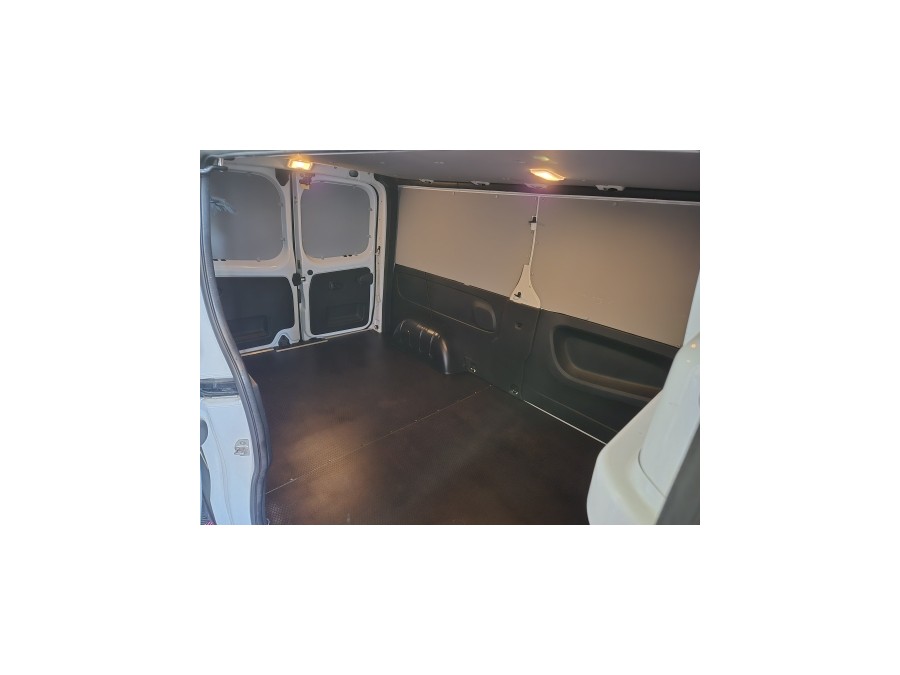 RENAULT d'occasion TRAFIC L2H1 3T 2.0 BLUE DCI 170 EXTRA BA de 2020