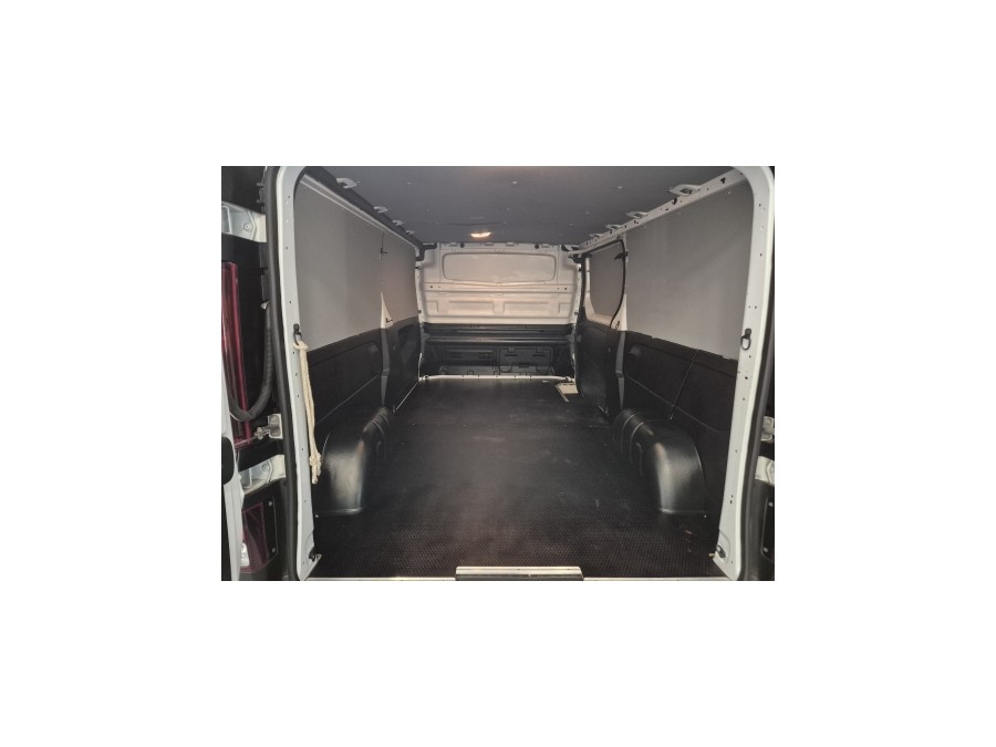 RENAULT d'occasion TRAFIC L2H1 3T 2.0 BLUE DCI 170 EXTRA BA de 2020