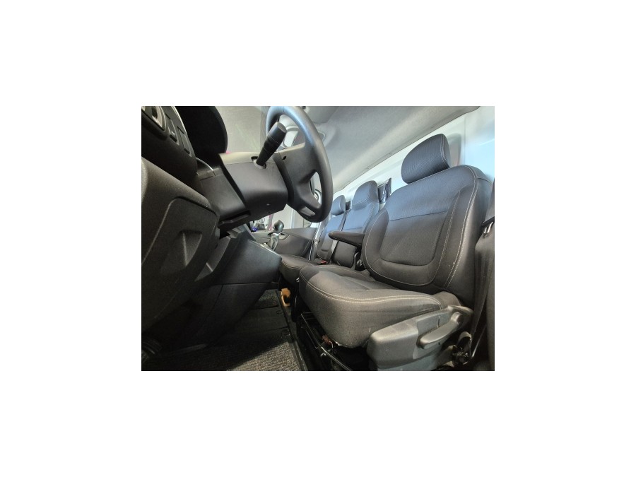 RENAULT d'occasion TRAFIC L2H1 3T 2.0 BLUE DCI 170 EXTRA BA de 2020