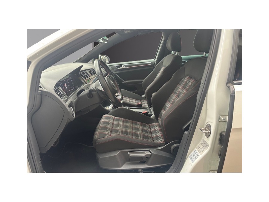 VOLKSWAGEN d'occasion GOLF GTI PIRELLI 2.0T FSI 230 DSG de 2019 Le