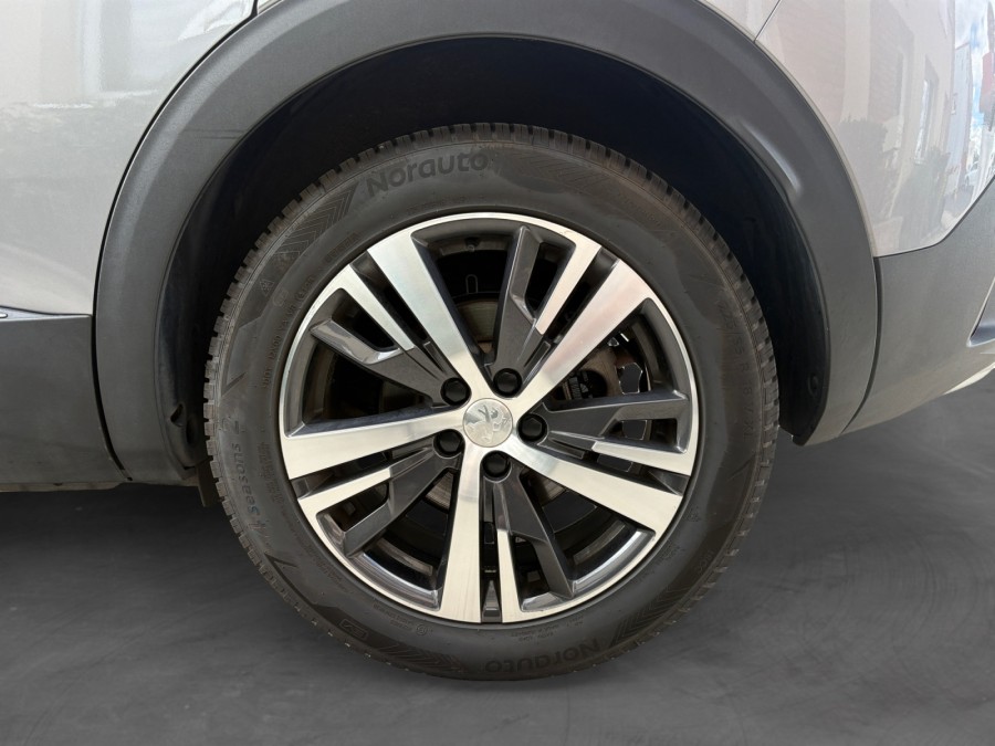 PEUGEOT d'occasion 3008 II 1.6 HYBRID 225 ALLURE EAT AUTO de 2023