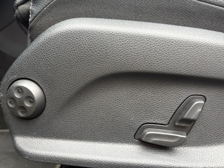 MERCEDES d'occasion CLASSE GLC 300 DE 4MATIC AVANTGARDE LINE BA de