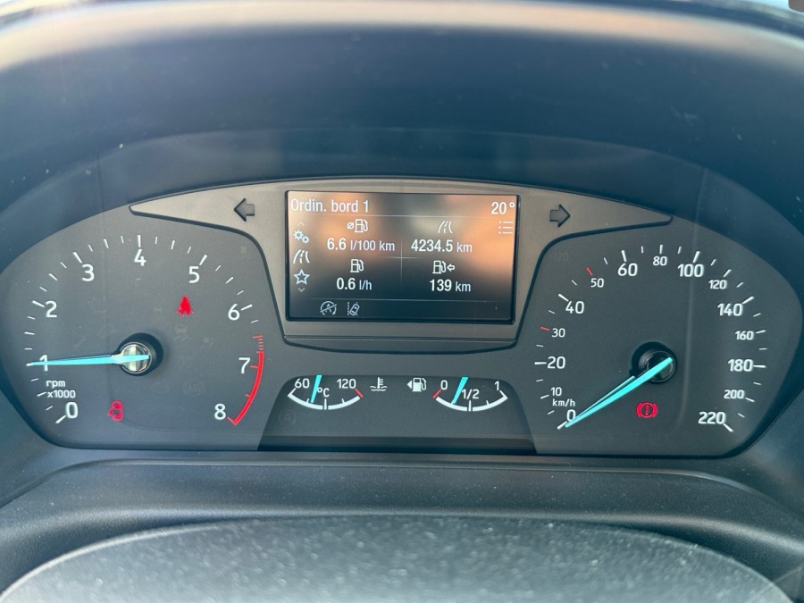 FORD d'occasion FIESTA 1.1 75ch Cool & Connect 5p de 2020 Orleans