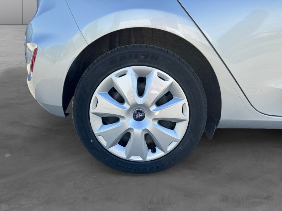 FORD d'occasion FIESTA 1.1 75ch Cool & Connect 5p de 2020 Orleans