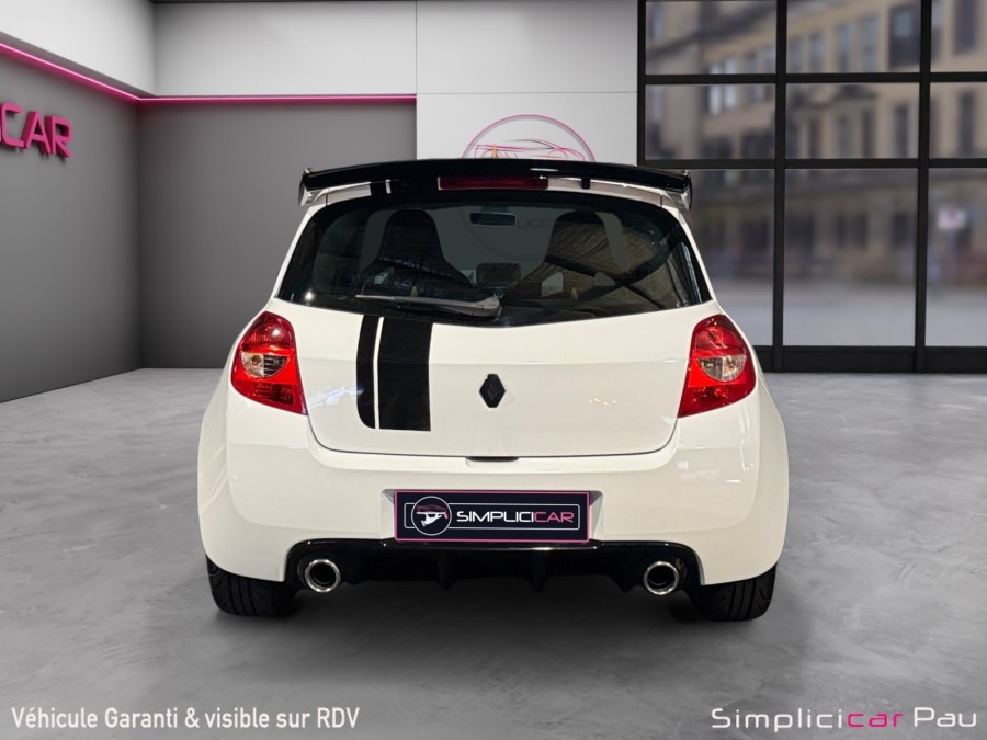 RENAULT d'occasion CLIO III 2 16V RENAULT CUP de 2011 Serres-Castet