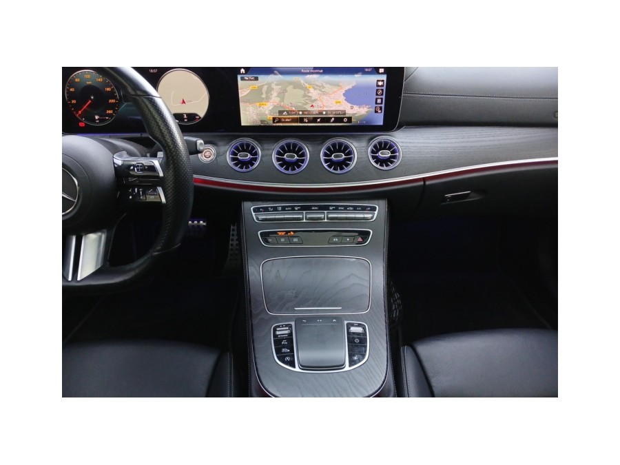 MERCEDES d'occasion CLASSE E E220 D AMG LINE de 2021 La Ciotat (13)﻿