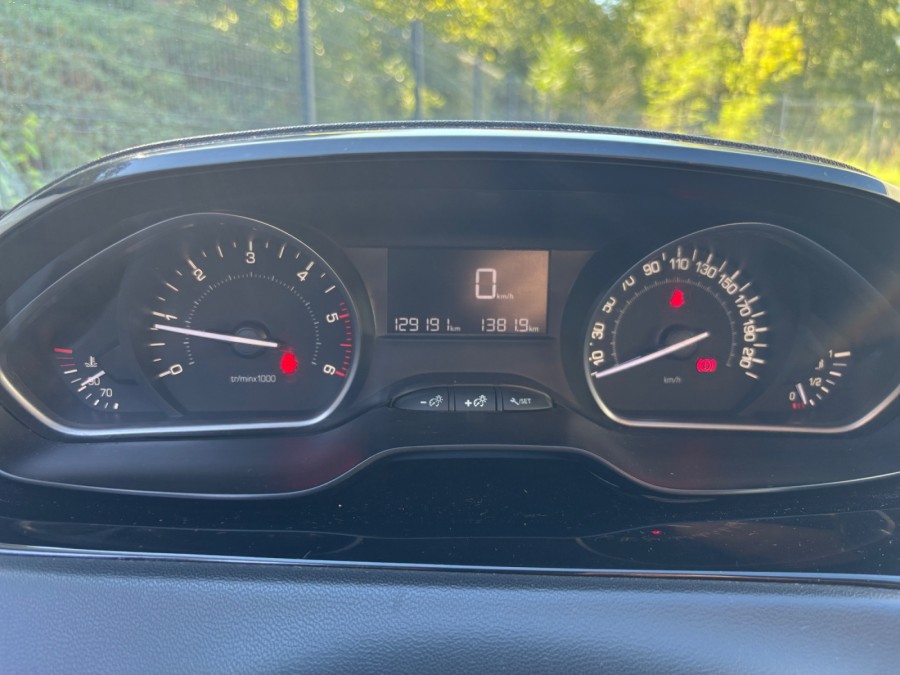 PEUGEOT d'occasion 208 1.6 BLUE HDI 75 ACTIVE de 2018 Vienne (38)﻿