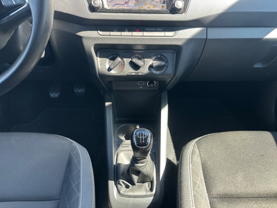 SKODA d'occasion FABIA SKODA FABIA 1.0 TSI 95 BUSINESS de 2021 Lyon