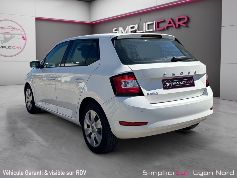 SKODA d'occasion FABIA SKODA FABIA 1.0 TSI 95 BUSINESS de 2021 Lyon