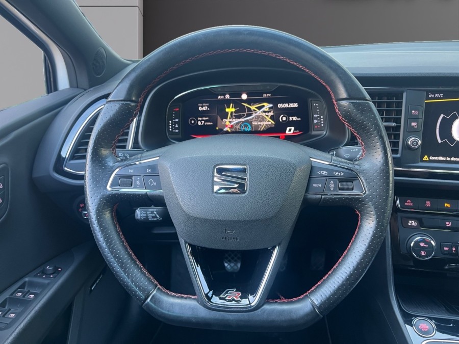 SEAT d'occasion LEON 1.4 TSI 150 FR PACK AERO de 2018 Salon de