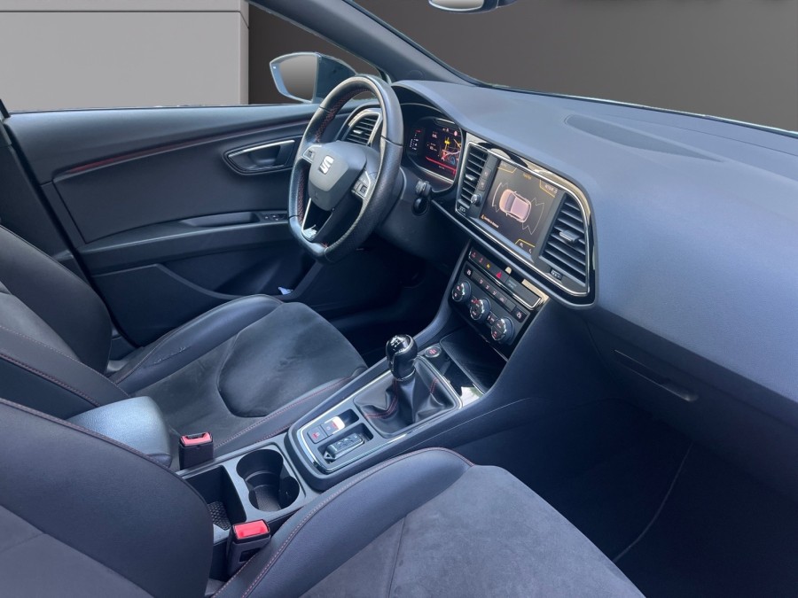 SEAT d'occasion LEON 1.4 TSI 150 FR PACK AERO de 2018 Salon de