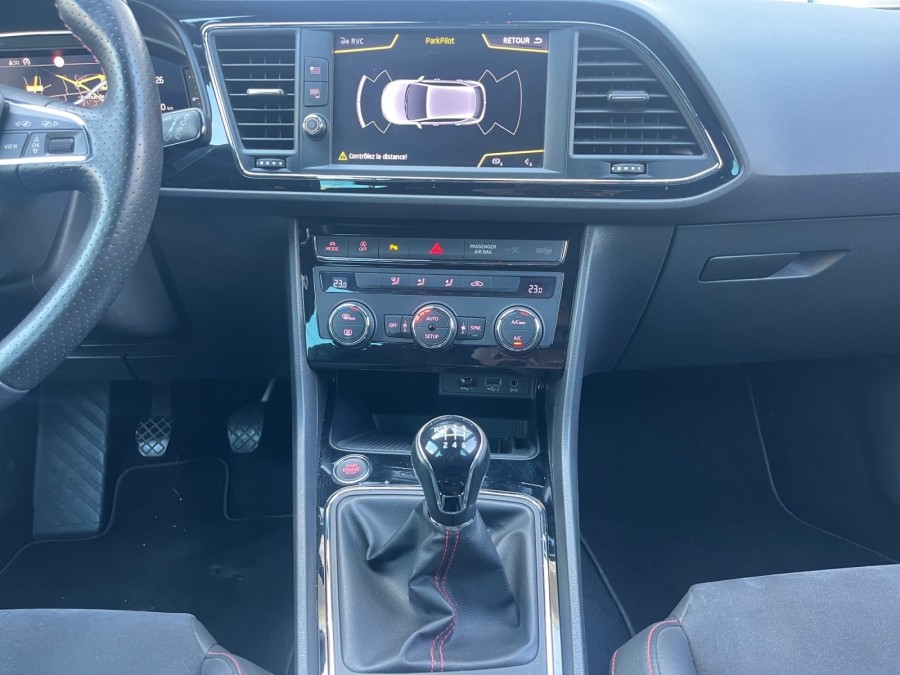 SEAT d'occasion LEON 1.4 TSI 150 FR PACK AERO de 2018 Salon de