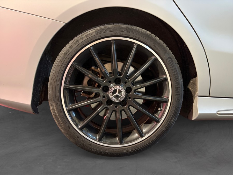 MERCEDES d'occasion CLA SHOOTING BRAKE 220 D STARLIGHT EDITION AUTO