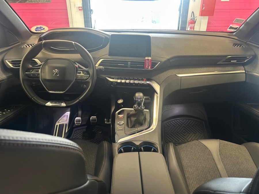 PEUGEOT d'occasion 5008 PEUGEOT 5008 II 1.2 PURETECH 130 GT LINE de