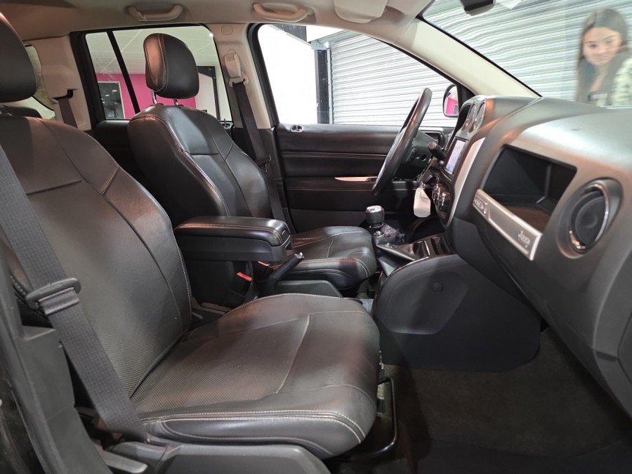 JEEP d'occasion COMPASS 2.2 CRD 163 LIMITED de 2013 Arras (62)﻿