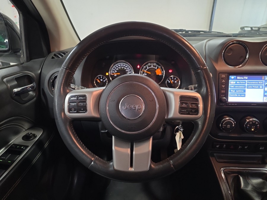 JEEP d'occasion COMPASS 2.2 CRD 163 LIMITED de 2013 Arras (62)﻿
