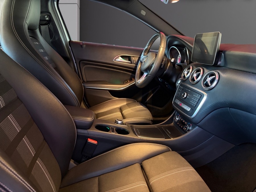 MERCEDES d'occasion A 180 Sensation 7G-DCT de 2017 Pertuis (84)﻿