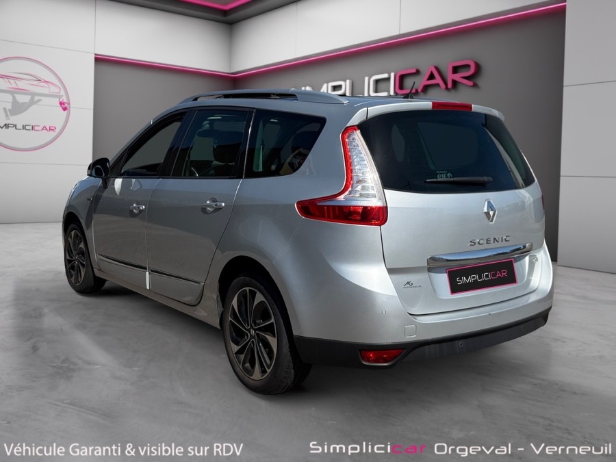 RENAULT d'occasion SCENIC 1.5 dCi 110ch Bose EDC Euro6 7 places 2015