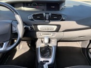 RENAULT d'occasion SCENIC 1.5 dCi 110ch Bose EDC Euro6 7 places 2015