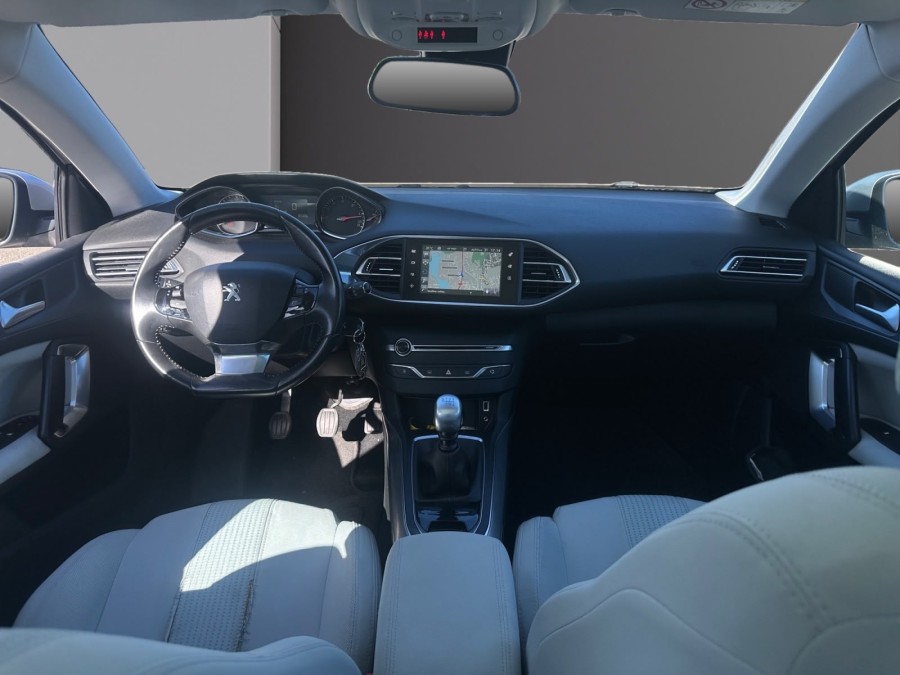 PEUGEOT d'occasion 308 II 2 BLUE HDI 150 SW ALLURE de 2015 Rennes