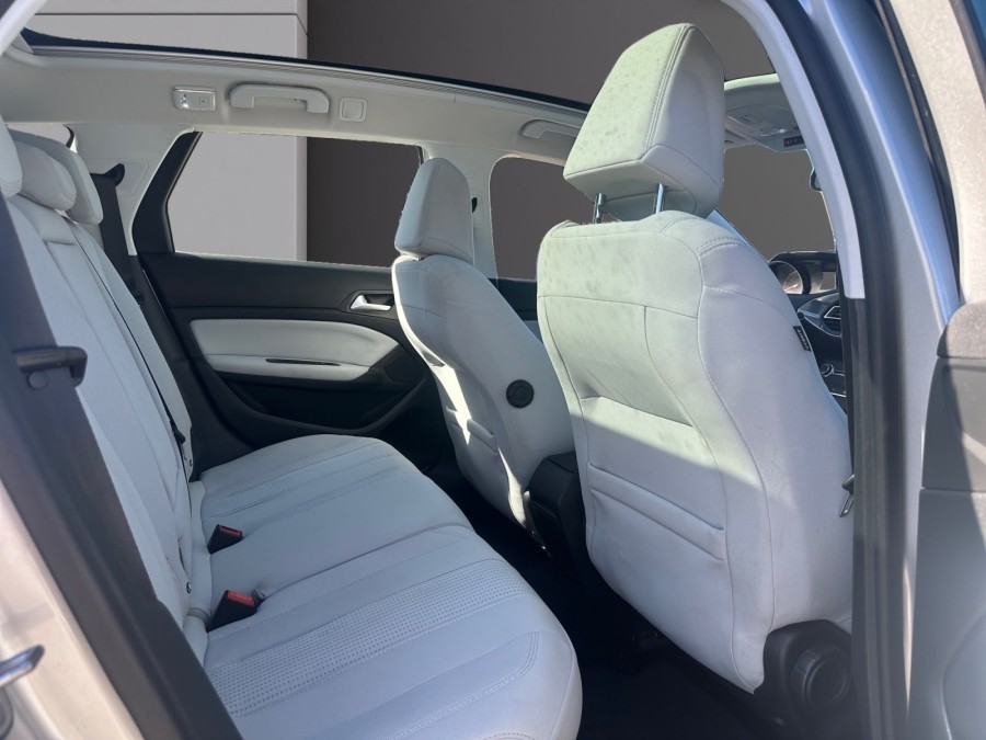 PEUGEOT d'occasion 308 II 2 BLUE HDI 150 SW ALLURE de 2015 Rennes