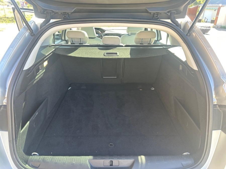 PEUGEOT d'occasion 308 II 2 BLUE HDI 150 SW ALLURE de 2015 Rennes