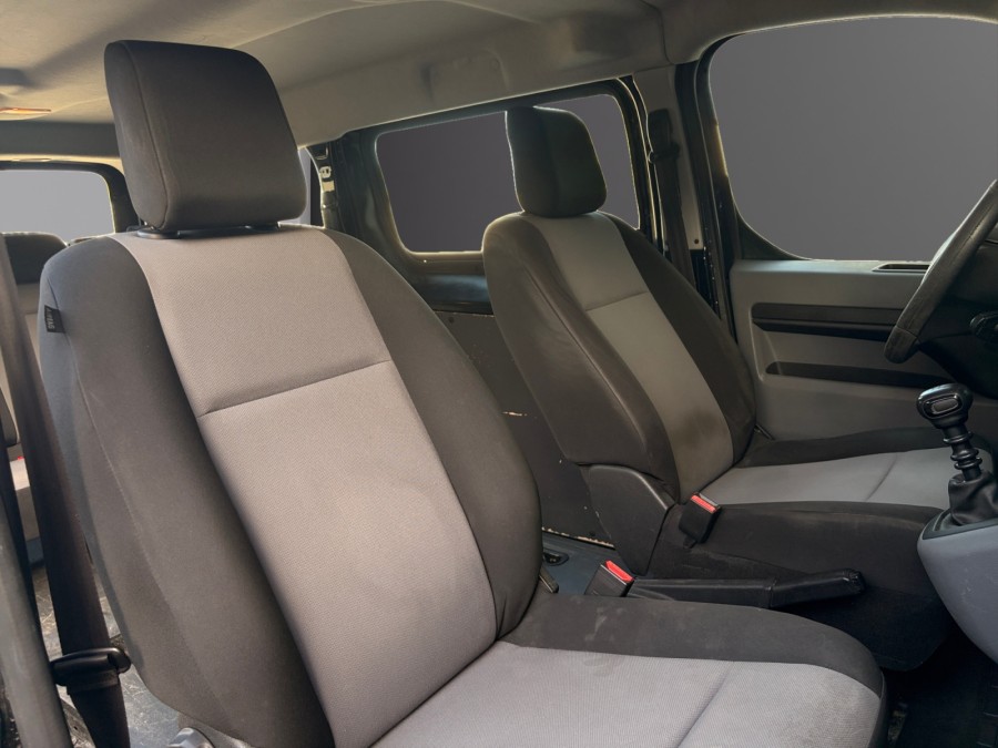 PEUGEOT d'occasion EXPERT TRAVELLER TRAVELLER 1.5 BLUE HDI 120 de