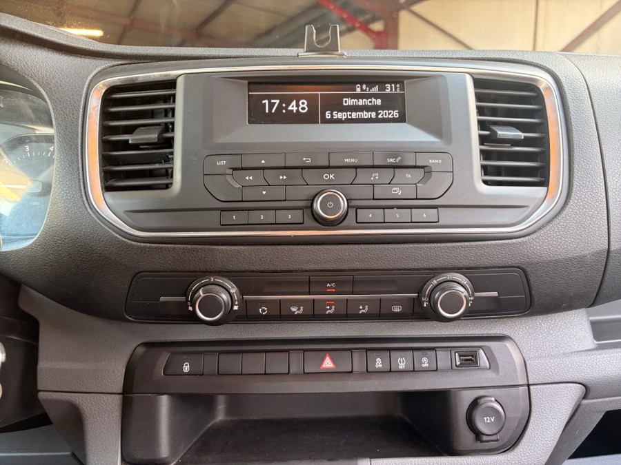 PEUGEOT d'occasion EXPERT TRAVELLER TRAVELLER 1.5 BLUE HDI 120 de